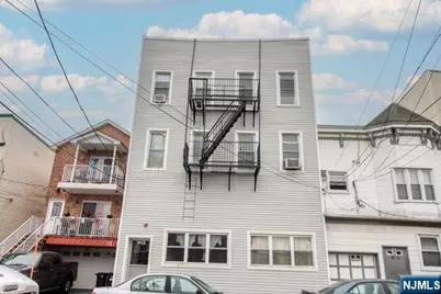 413 70th Street 5 #5, Guttenberg, NJ 07093 - Photo 2