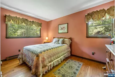 19 Rabbit Run, West Milford, NJ 07435 - Photo 18