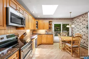 19 Rabbit Run, West Milford, NJ 07435 - Photo 10