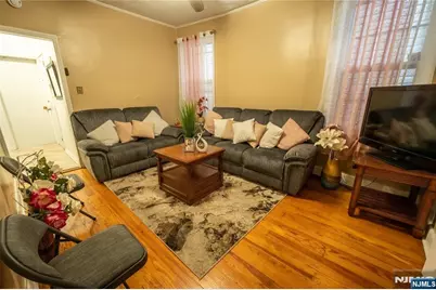 352 7th Street, Newark, NJ 07107 - Photo 8