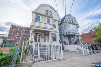 352 7th Street, Newark, NJ 07107 - Photo 1