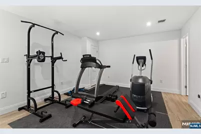1480 15th Street B #B, Fort Lee, NJ 07024 - Photo 30