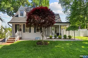 200 Hillside Ave, River Edge, NJ 07661 - Photo 2