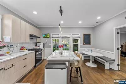 200 Hillside Avenue, River Edge, NJ 07661 - Photo 14