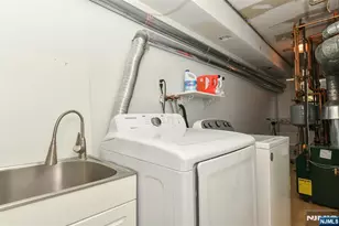 67 Park Row 2, Wallington, NJ 07057 - Photo 24