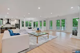 8 Lauren Pond Ct, Demarest, NJ 07627 - Photo 8