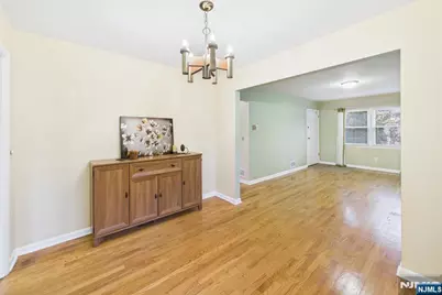 114 Ackerman Avenue, Ridgewood, NJ 07450 - Photo 6