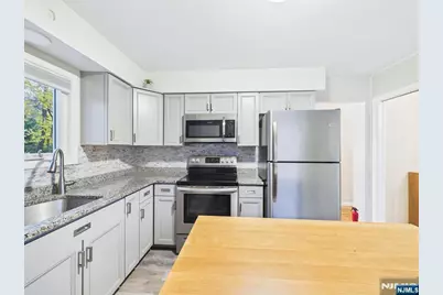 114 Ackerman Avenue, Ridgewood, NJ 07450 - Photo 8