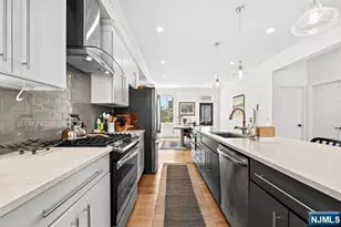 966 Summit Ave 1, Jersey City, NJ 07307 - Photo 12