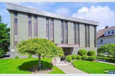 1625 Anderson Avenue 204 #204, Fort Lee, NJ 07024 - Photo 1