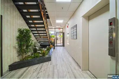 1625 Anderson Avenue 204 #204, Fort Lee, NJ 07024 - Photo 2