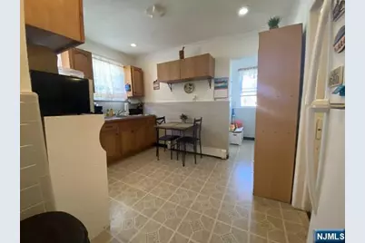 243 Madison Avenue 1 #1, Clifton, NJ 07011 - Photo 6