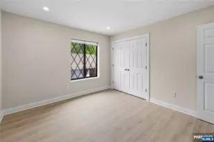 14 Holiday Ct, River Vale Township, NJ 07675 - Photo 10