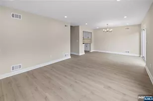 14 Holiday Ct, River Vale Township, NJ 07675 - Photo 12