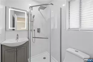 14 Holiday Ct, River Vale Township, NJ 07675 - Photo 8