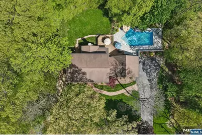 716 Windswept Lane, Franklin Lakes, NJ 07417 - Photo 24