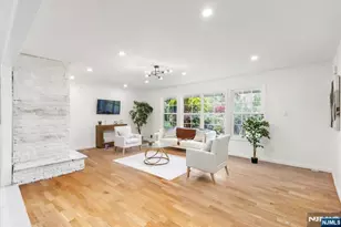 496 Seven Oaks Ct, Orange, NJ 07050 - Photo 4