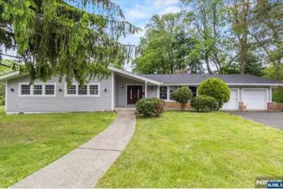 496 Seven Oaks Court, Orange, NJ 07050 - Photo 1