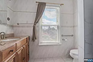 21 Grant Ave, Roselle Park, NJ 07204 - Photo 10