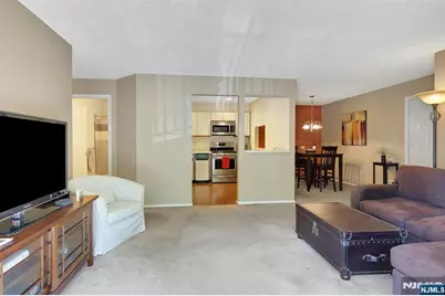 601 Lilac Lane, Mahwah, NJ 07430 - Photo 16