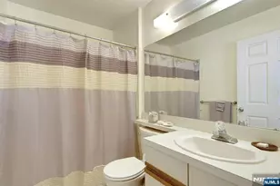 601 Lilac Ln, Mahwah, NJ 07430 - Photo 20