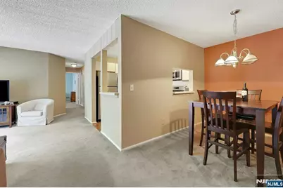 601 Lilac Lane, Mahwah, NJ 07430 - Photo 4