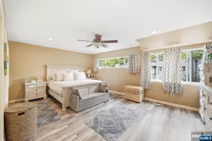 219 Pond Terrace 2B, Washington Township, NJ 07676 - Photo 16