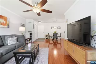 467 Magnolia Ct, Howell Township, NJ 07731 - Photo 4