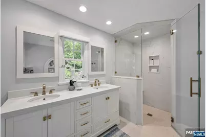 151 Valley View Avenue, Ridgewood, NJ 07450 - Photo 24