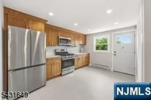 23 Prospect St, Clifton, NJ 07011 - Photo 18