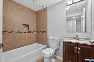 103 Berkshire Pl, Irvington, NJ 07111 - Photo 16
