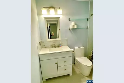 504 Windsor Drive 104 #104, Palisades Park, NJ 07650 - Photo 24