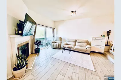 504 Windsor Drive, Palisades Park, NJ 07650 - Photo 6