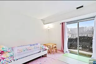 504 Windsor Dr, Palisades Park, NJ 07650 - Photo 20