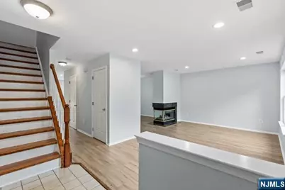 2278 Nash Court, Mahwah, NJ 07430 - Photo 8