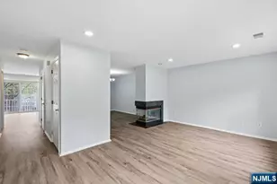 2278 Nash Ct, Mahwah, NJ 07430 - Photo 6