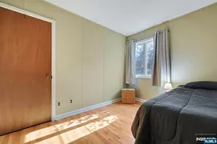 34 Eastbrook Dr, River Edge, NJ 07661 - Photo 16