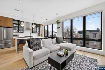 339 Palisade Avenue 3 #3, Jersey City, NJ 07307 - Photo 1