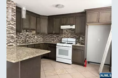 60 Ivy Street 1B #1B, Kearny, NJ 07032 - Photo 2