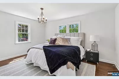 571 Laurel Road, Ridgewood, NJ 07450 - Photo 10