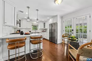 571 Laurel Rd, Ridgewood, NJ 07450 - Photo 6