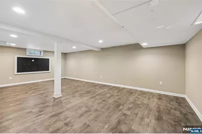 571 Laurel Road, Ridgewood, NJ 07450 - Photo 20