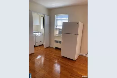 2329-2339 Hudson Terrace A13 #A13, Fort Lee, NJ 07024 - Photo 20