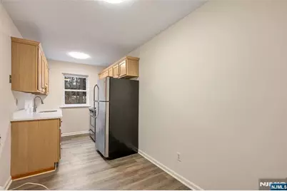 121 Regency Park, Ramsey, NJ 07446 - Photo 6