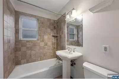 121 Regency Park, Ramsey, NJ 07446 - Photo 14