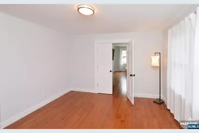 50 Dean Street, Glen Rock, NJ 07452 - Photo 10