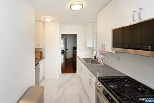 50 Dean St, Glen Rock, NJ 07452 - Photo 8