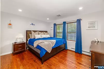 153 Howard Avenue, Rochelle Park Township, NJ 07662 - Photo 22