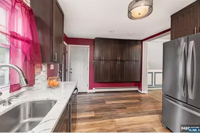 153 Howard Avenue, Rochelle Park Township, NJ 07662 - Photo 4