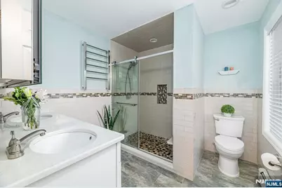 153 Howard Avenue, Rochelle Park Township, NJ 07662 - Photo 20